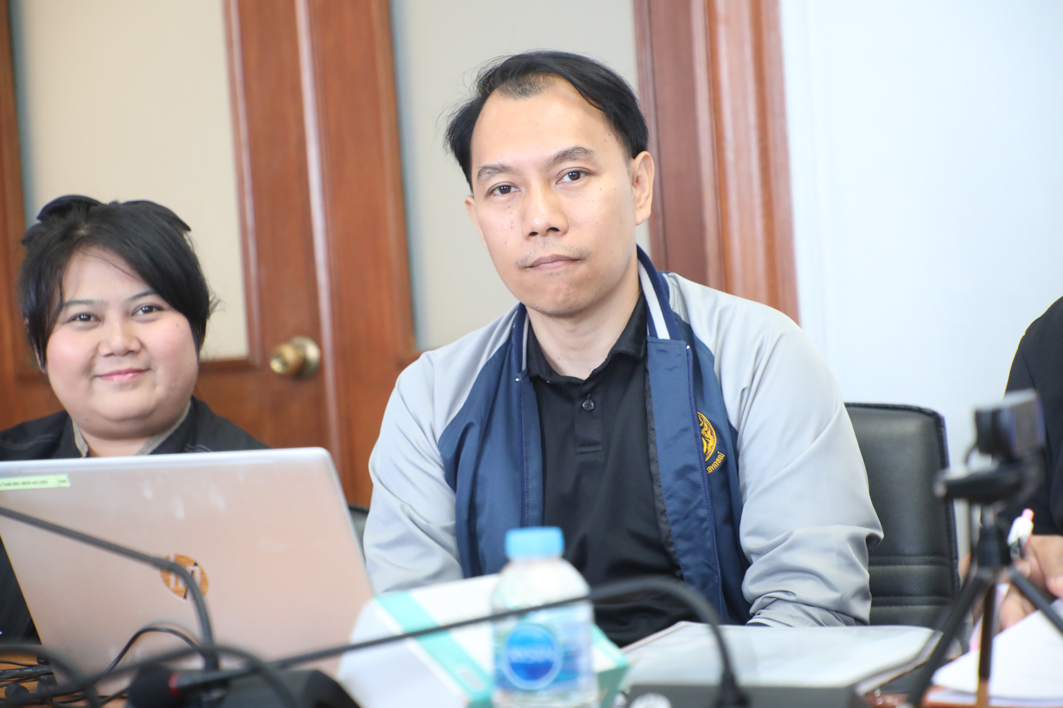 title - ส.ป.ก. ประชุมแนวทางปฏิบัติตามกฎกระทรวงการแบ่งแยกหรือโอนสิทธิในที่ดินของผู้ได้รับสิทธิโดยการปฏิรูปที่ดินเพื่อเกษตรกรรม พ.ศ. 2567 กรณีการแบ่งแยกหรือโอนสิทธิในที่ดินไปยัง ส.ป.ก.